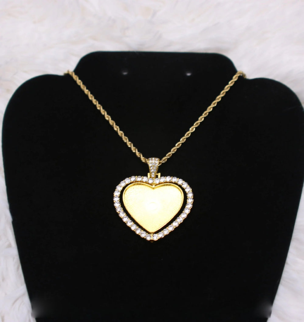 Rotating Heart Rhinestone Necklace